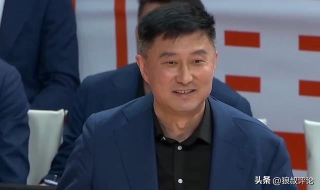 体育APP-广东历史首次遭福建双杀引热议！球迷狂刷官媒评论区“脸都不要”